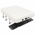 Selbstaufblasbares Queensize-Luftbett mit Rahmen und Tragetasche, ideal für Gäste und Camping